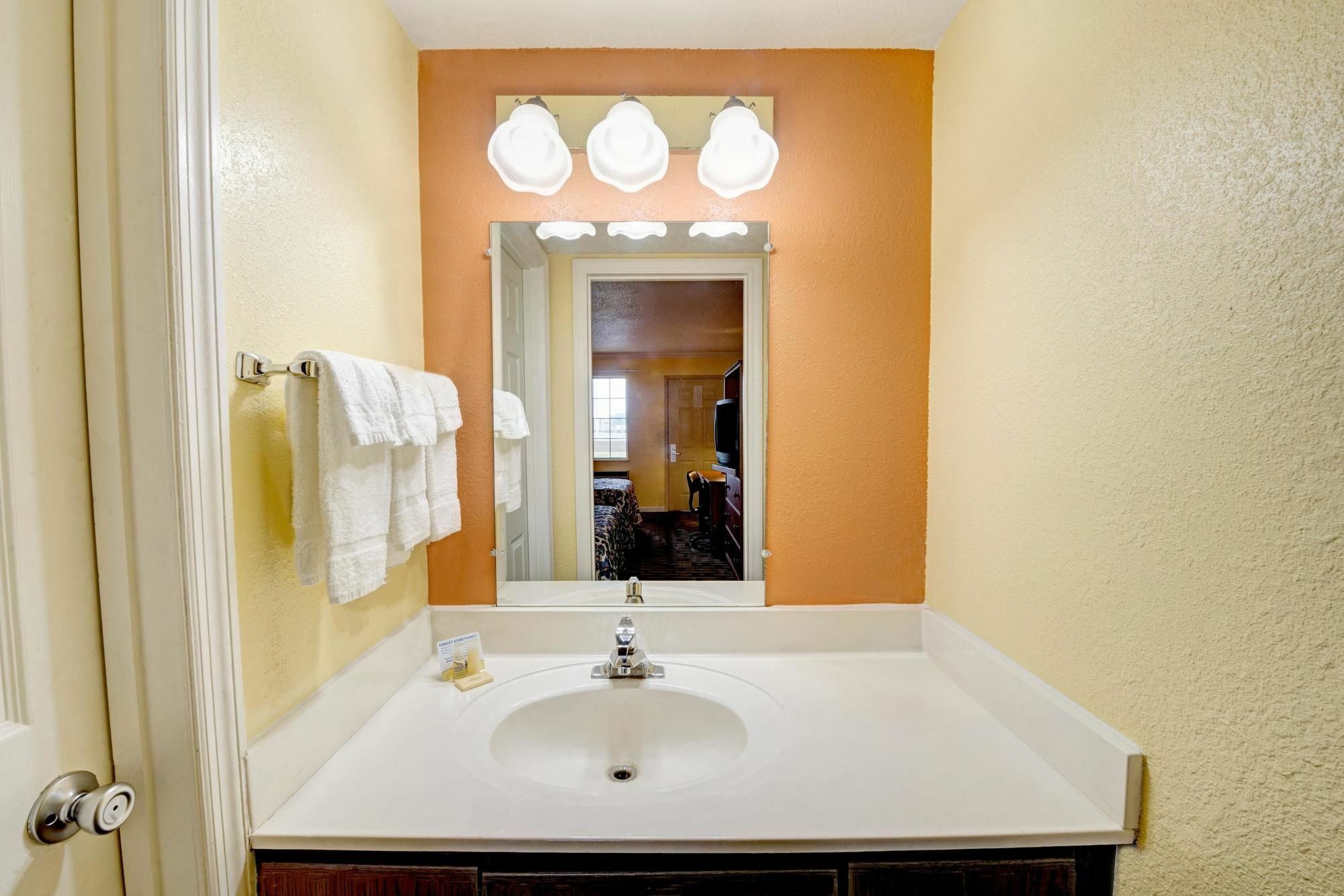Motel 6-Dayton, Oh Shanersville Εξωτερικό φωτογραφία